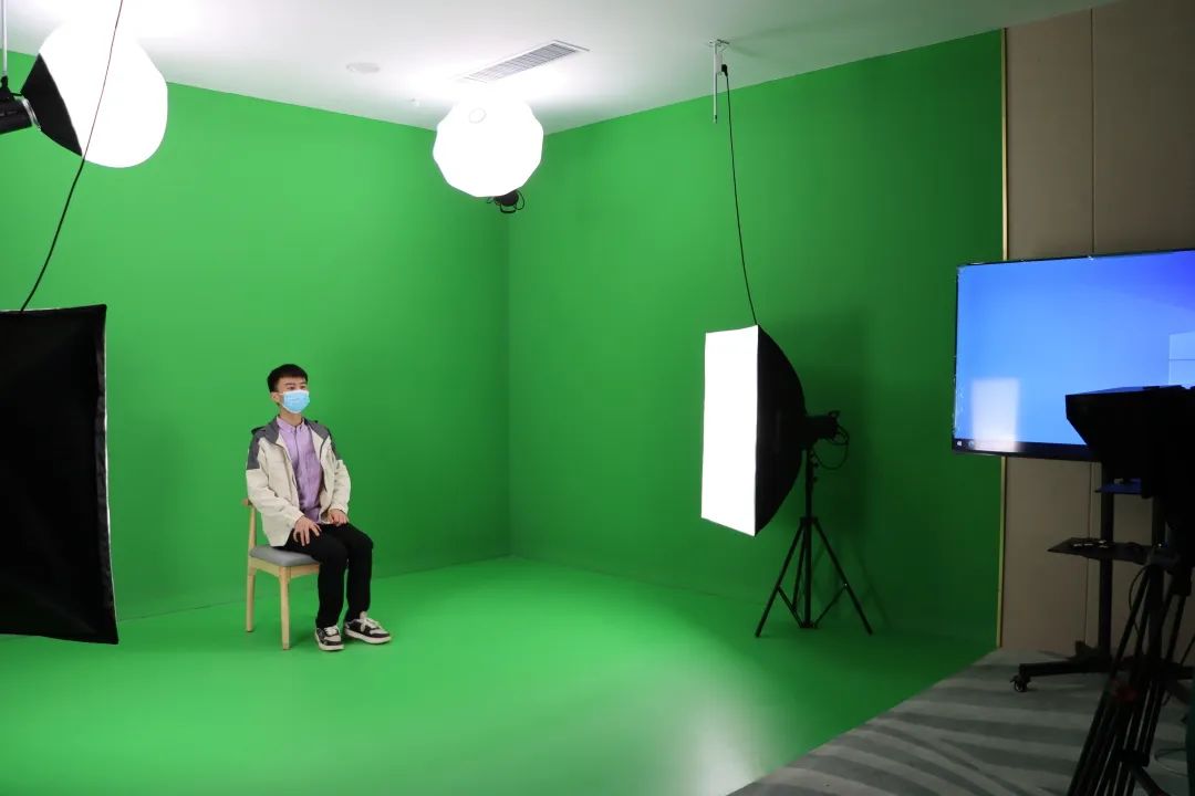 智慧图书馆图片_智慧图书馆照片_图书馆智慧图片素材