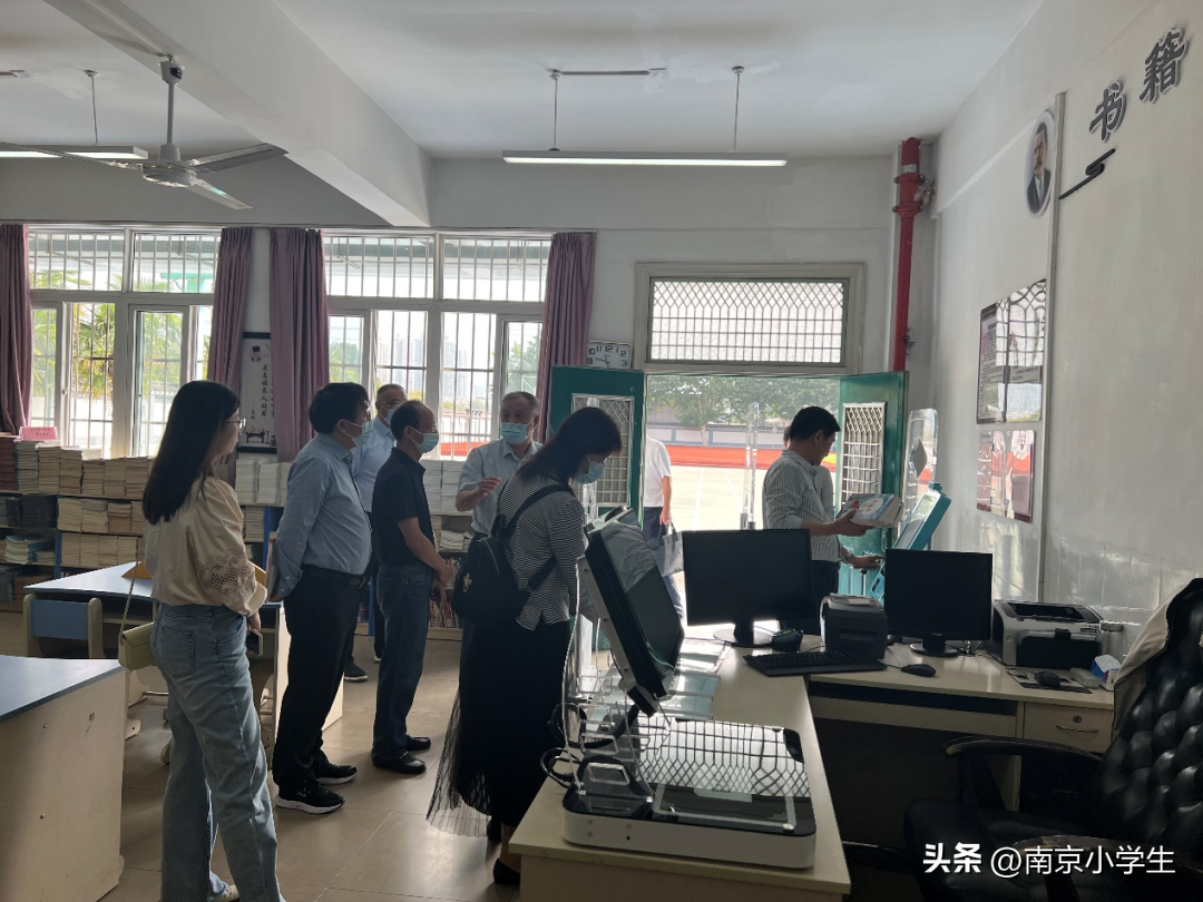 效果图书房_智慧图书馆框架_智慧图书馆效果图
